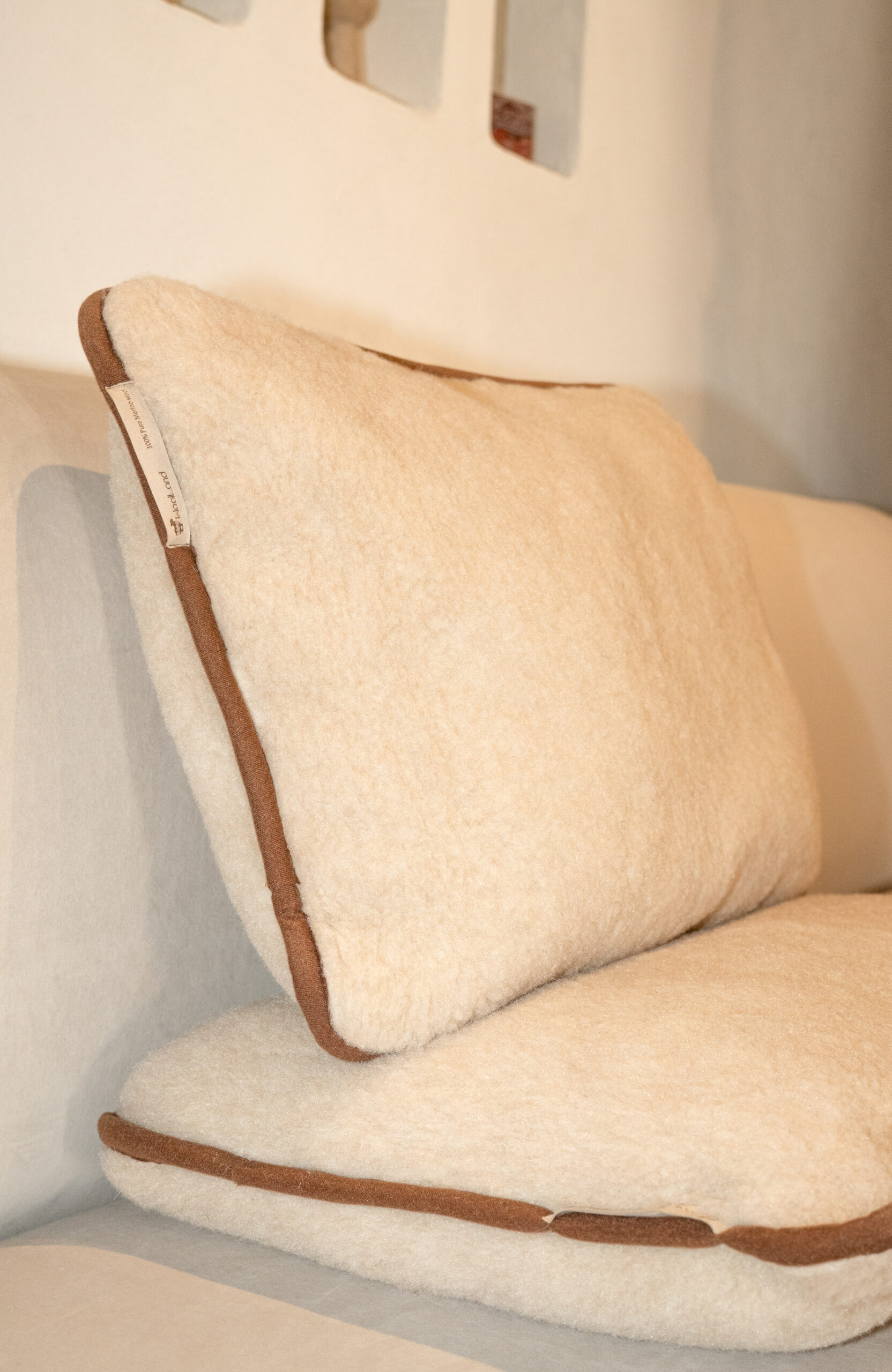 Woolland luonnollinen merinovilla tyyny ruskea