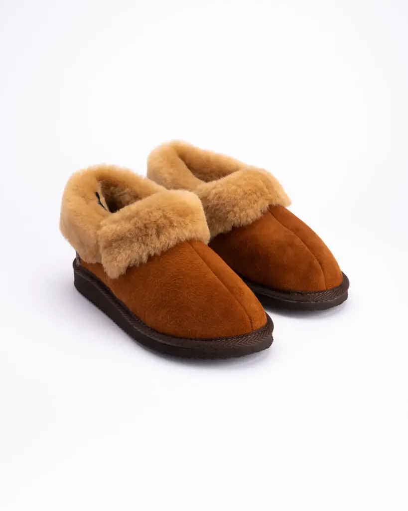 WoolLando naisten aidon turkiksen nahkatossut RUSKEA