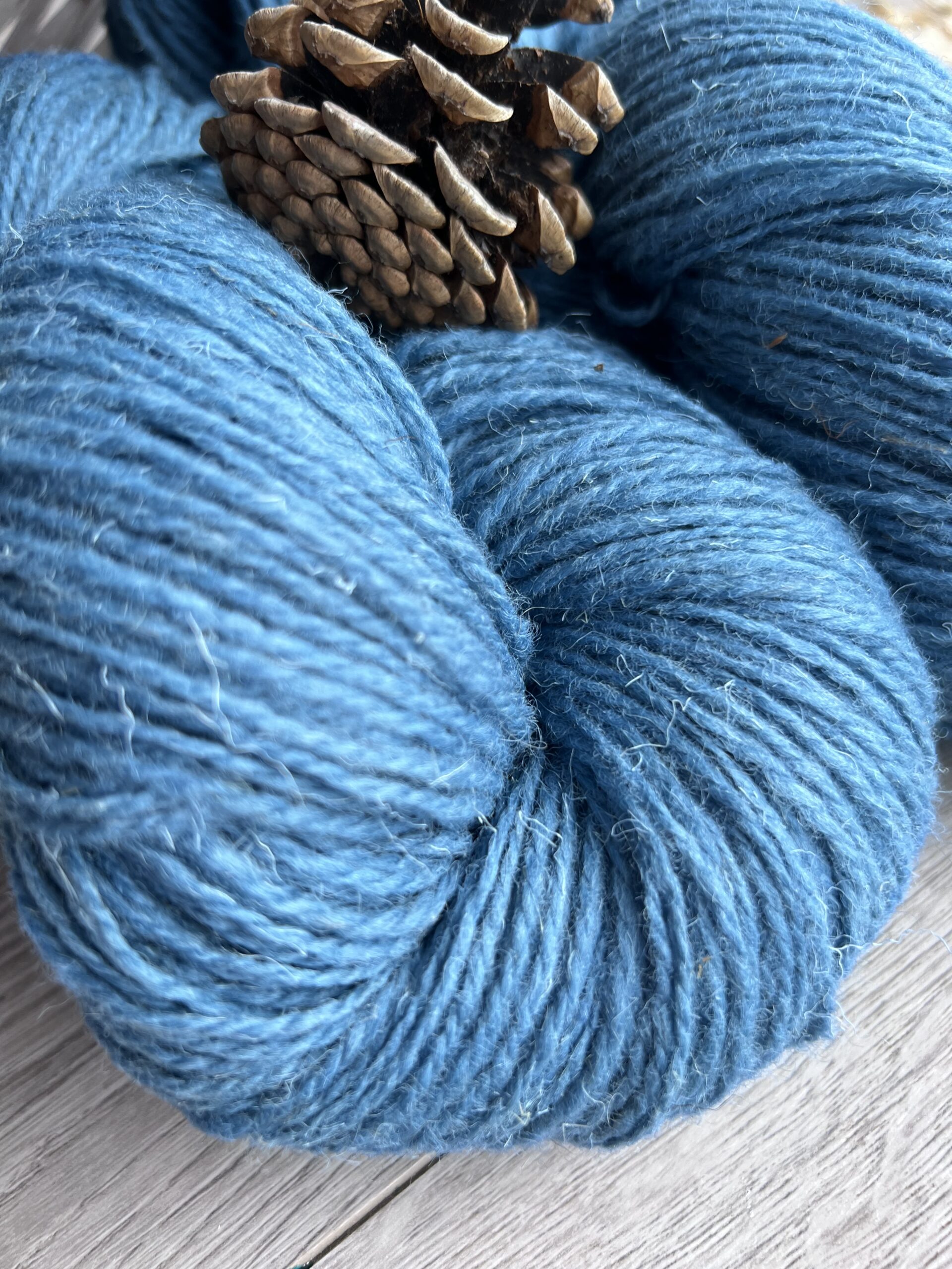 Luonnollinen lampaanvillalanka MELSVA 0,5kg