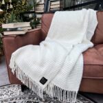 Woolland MERINO COSINESS Luxury Milky Touch villainen pedas