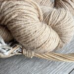 Liettuassa valmistettu beige alpakavillalanka 100 gr.