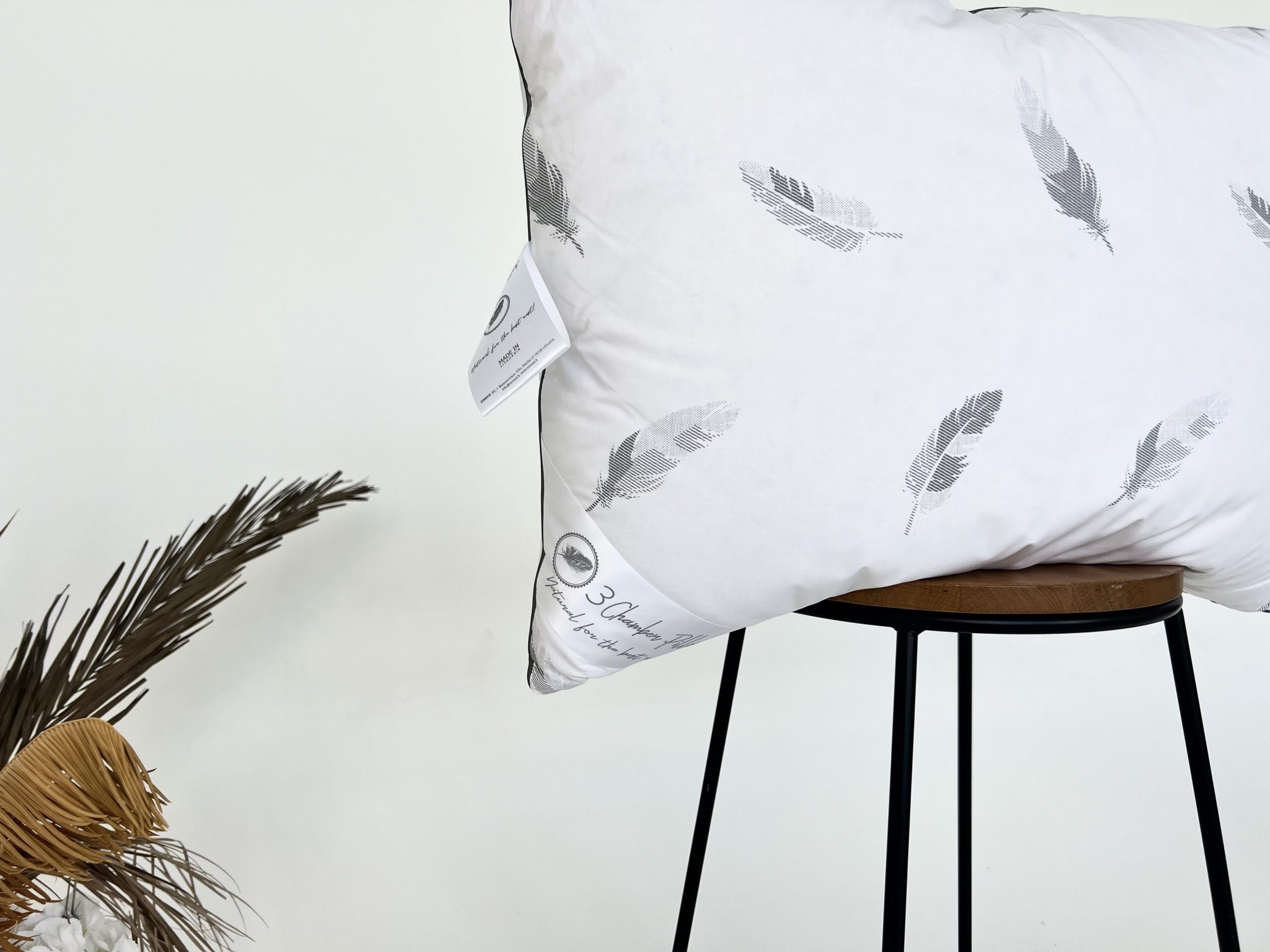 Ergonominen untuva/tyyny 3 lokeroa poislukien.