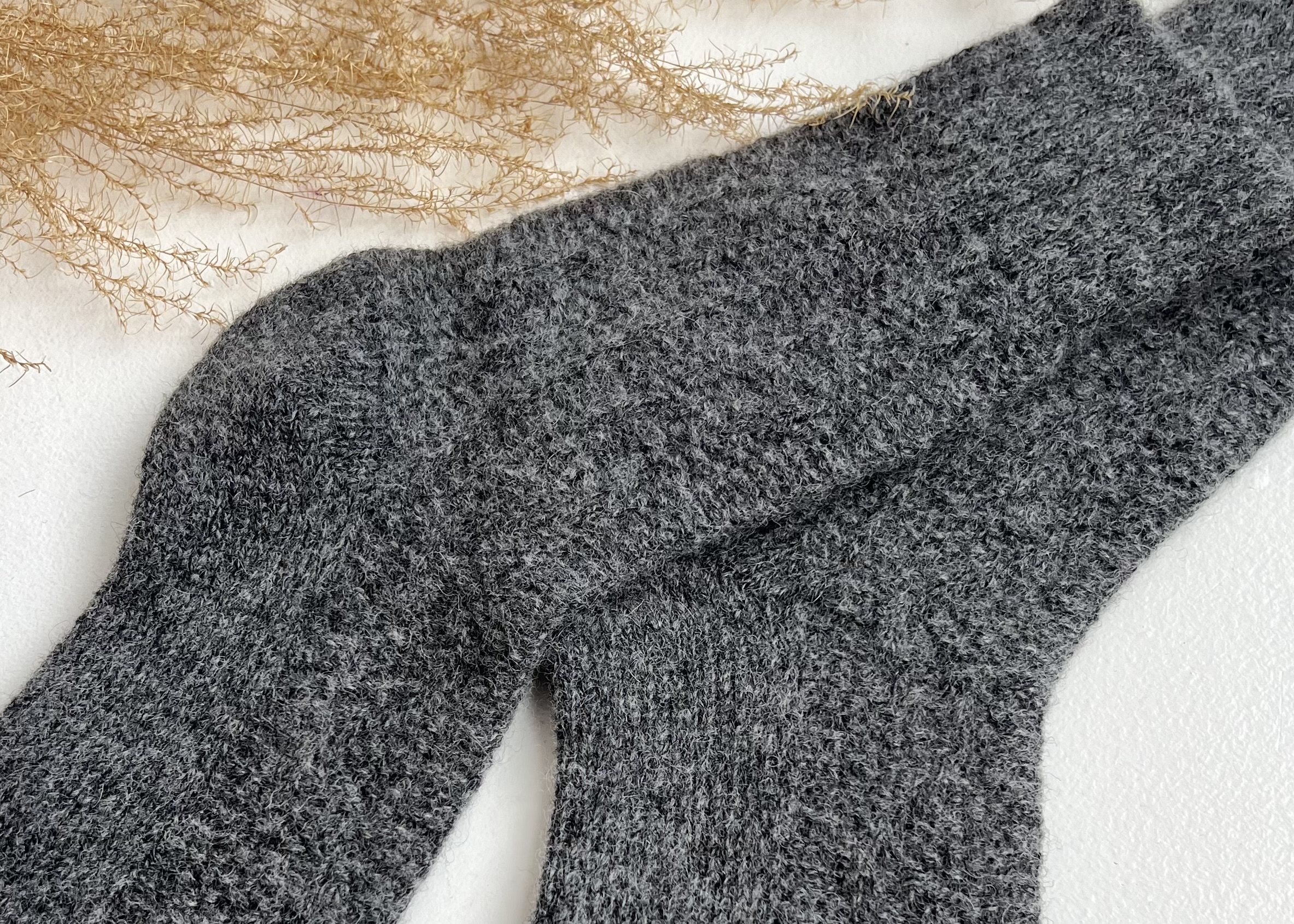 Uuden-Seelannin lampaanvillasukat GRAFITAS