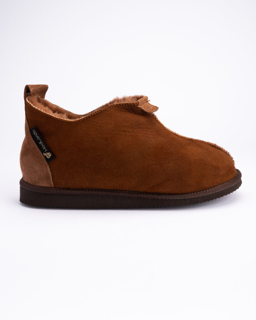 WoolLando miesten aidon turkiksen mokkanahkaiset ruskeat saappaat