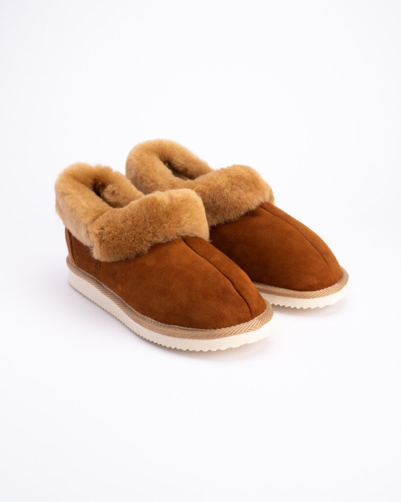 WoolLando naisten aidon turkiksen kevyet nahkasaappaat