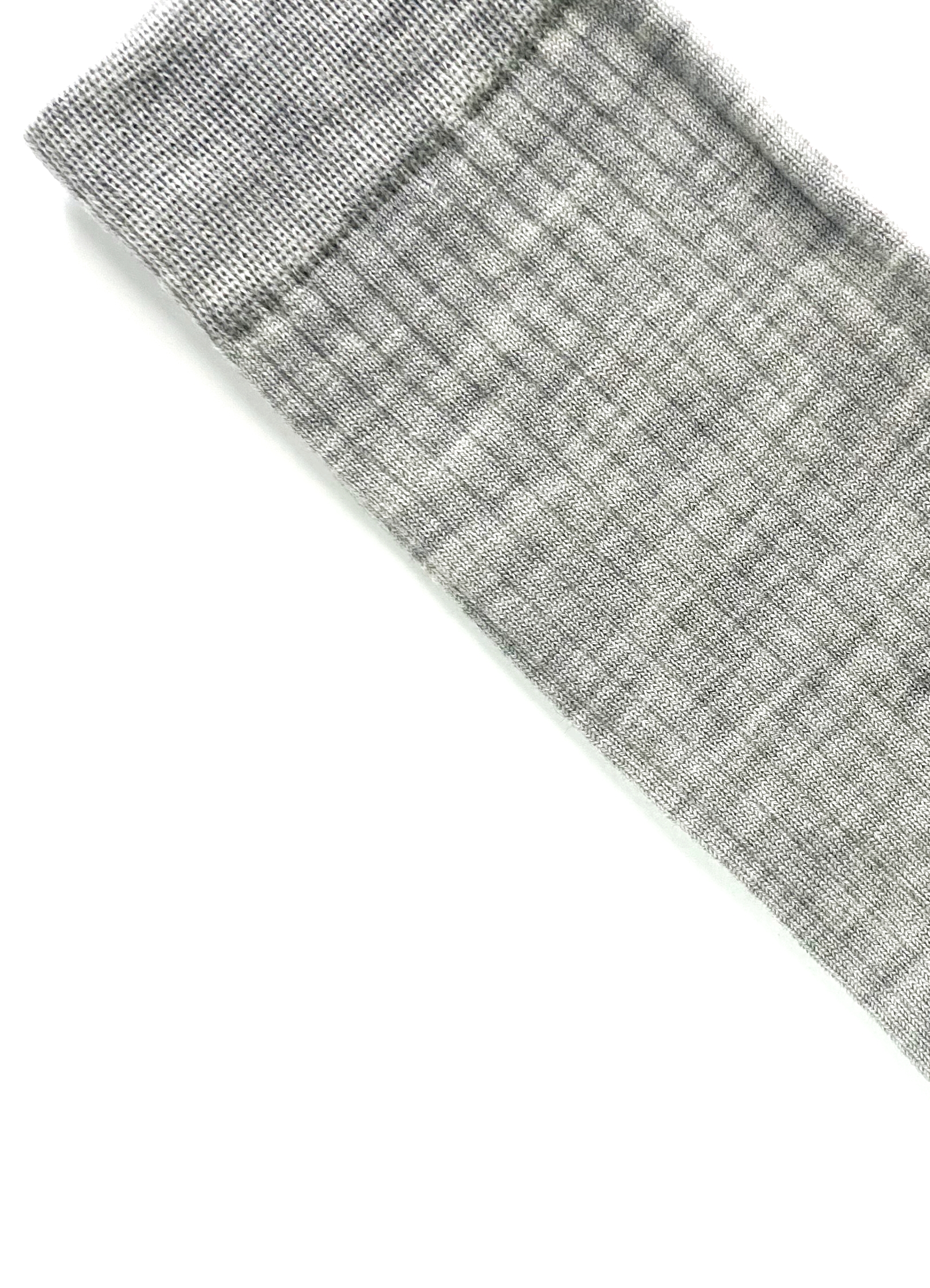 Harmaat merinovillasukat