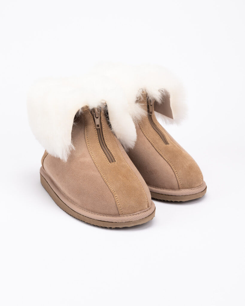 WoolLando naisten aidon turkiksen mokkanahkaiset saappaat