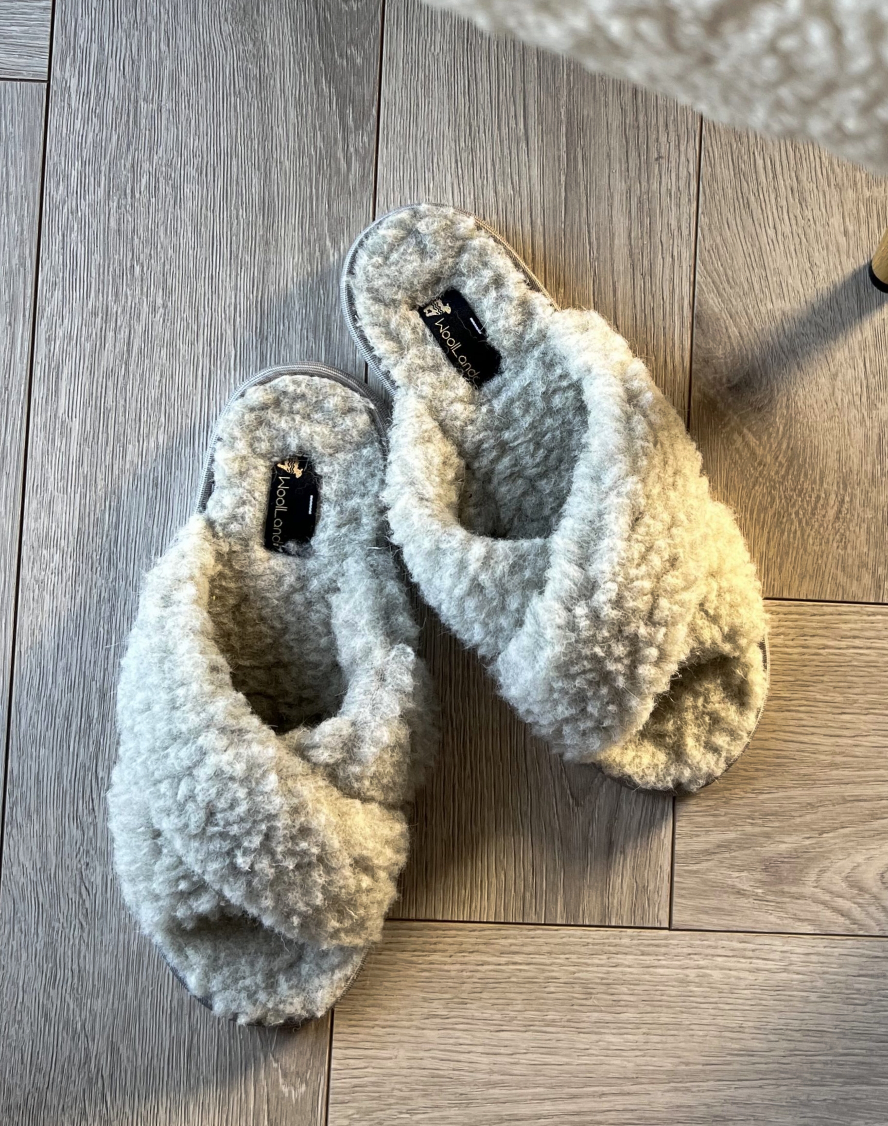 WoolLando luonnon merinovillaa harmaat avokärkiset tossut