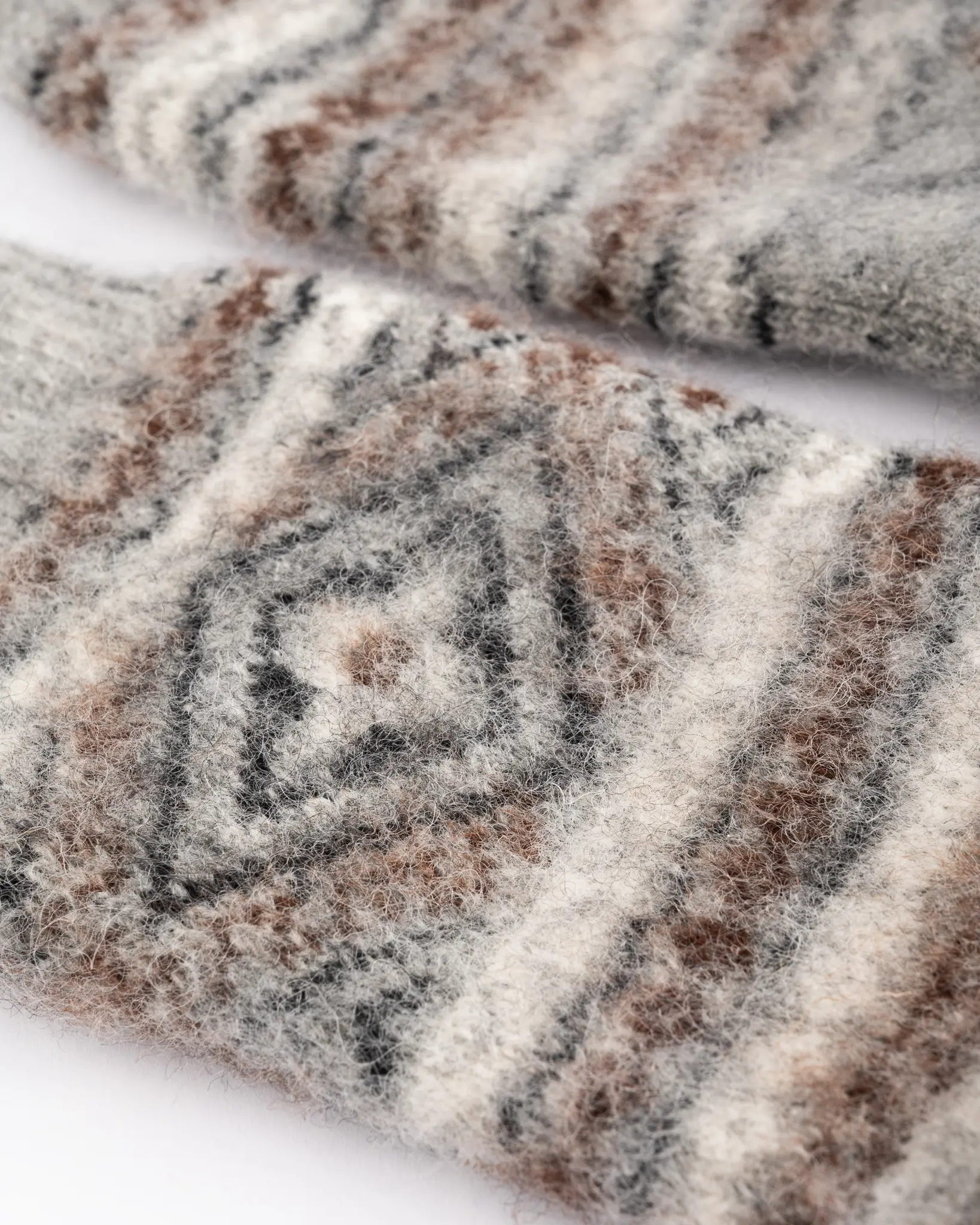 Luonnolliset merinovillasukat HIRVI