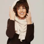 Lämmin huivi luonnonvillalla PURE