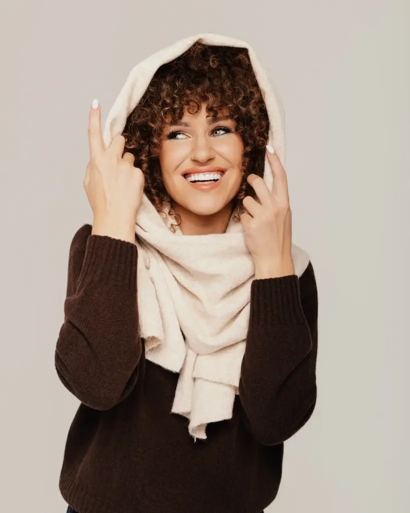 Lämmin huivi luonnonvillalla PURE