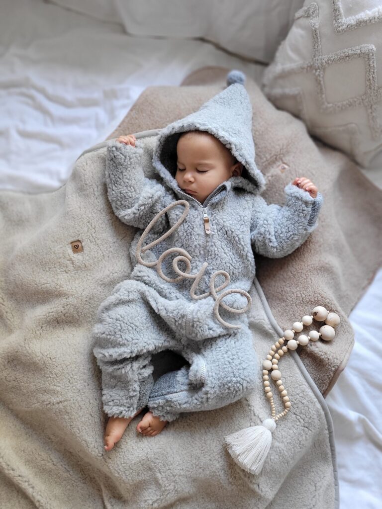 Lasten harmaa karitsan villahaalari – Zaffiro