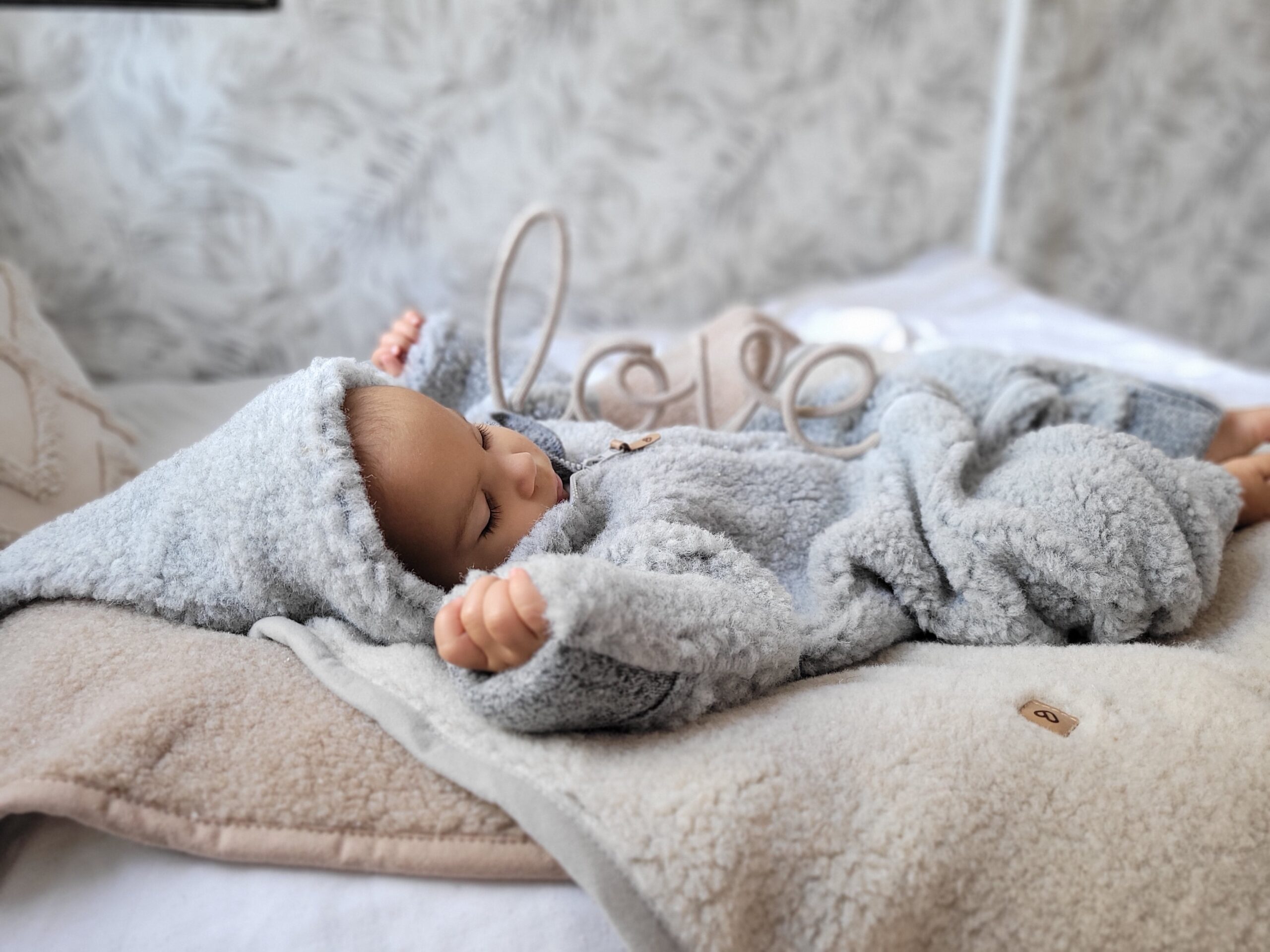 Lasten harmaa karitsan villahaalari – Zaffiro