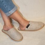 Beige huovutetut huopatossut BEIGE, WoolLando
