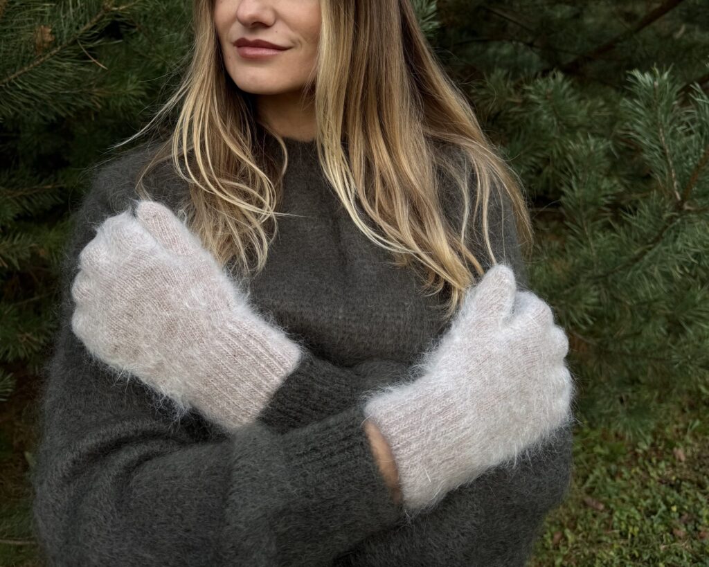 Naisten angoravillakintaat RUSVOS, WoolLando