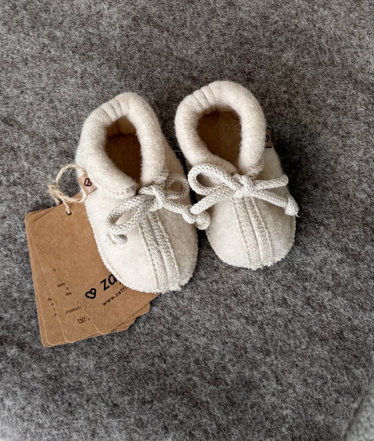 Lasten kevyet luonnonvillasaappaat – Zaffiro