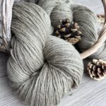 Lampaanvillalanka 1 kg – KHAKI, WoolLando
