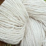 Uuden-Seelannin lampaanvillalanka 1 kg – CREAM, WoolLando
