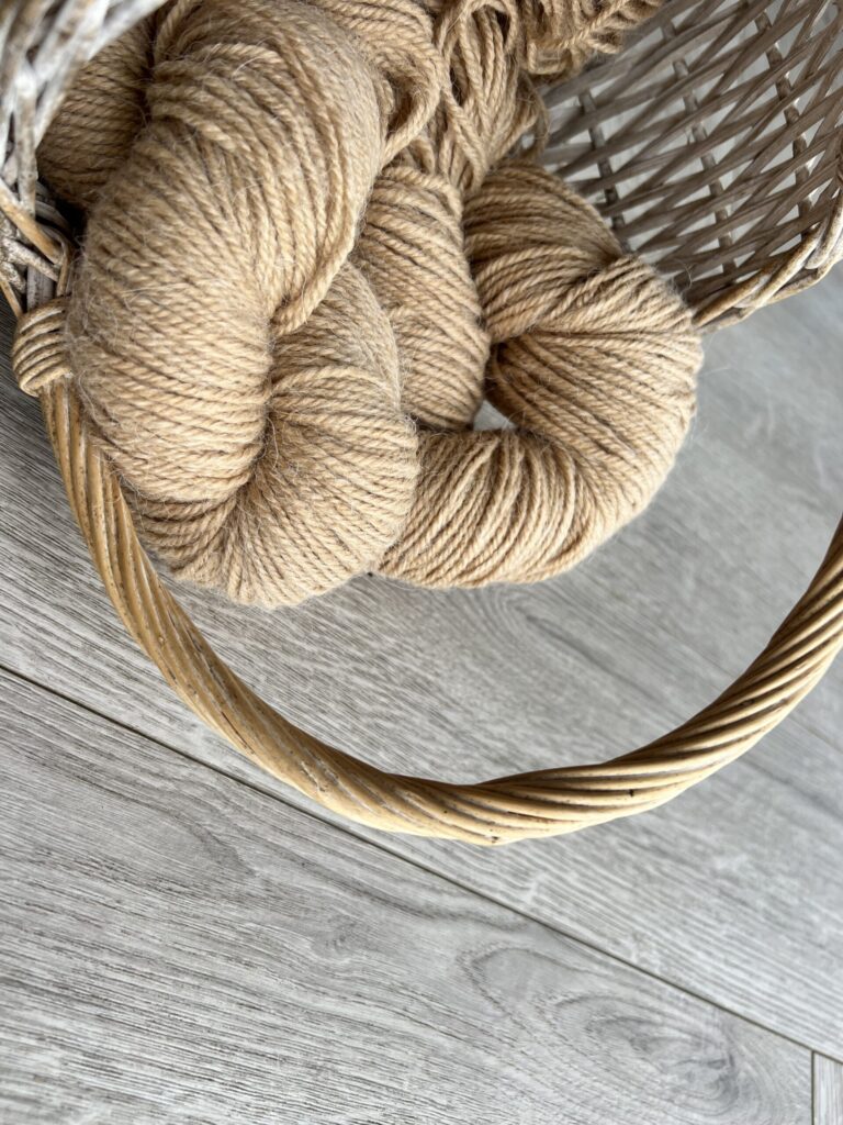 Alpakanvillalanka 100 g – HIEKKA, WoolLando