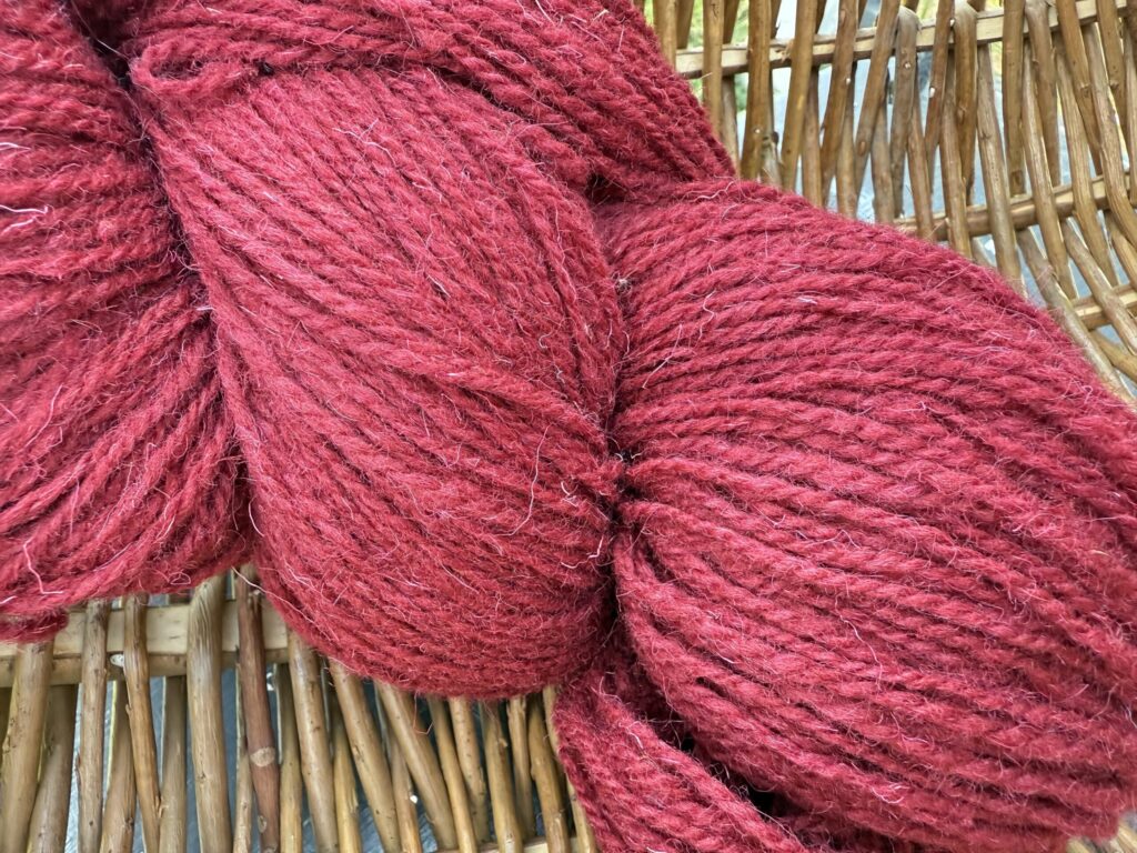 Lampaanvillalanka 1 kg – RED, WoolLando