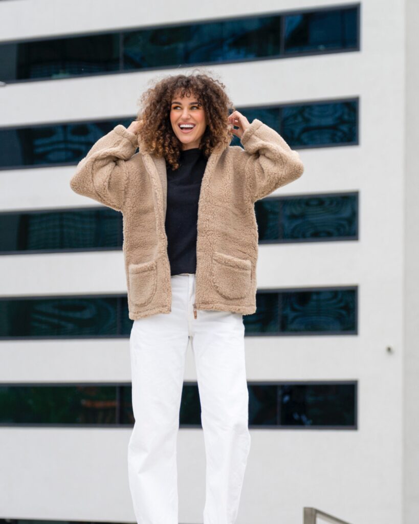 Ruskea naisten karitsan villahuppujakku Zoya, Zaffiro